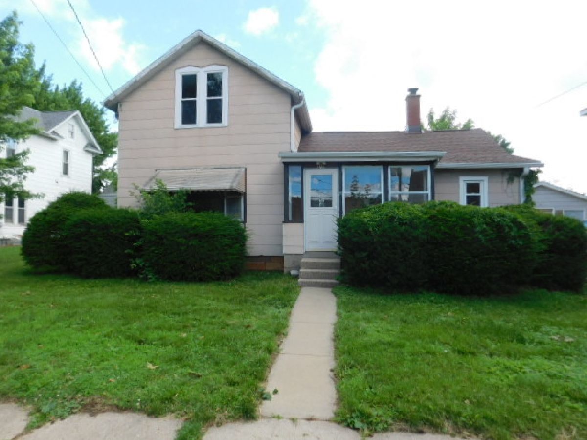  For Sale Morrison Illinois, 302 Park Street