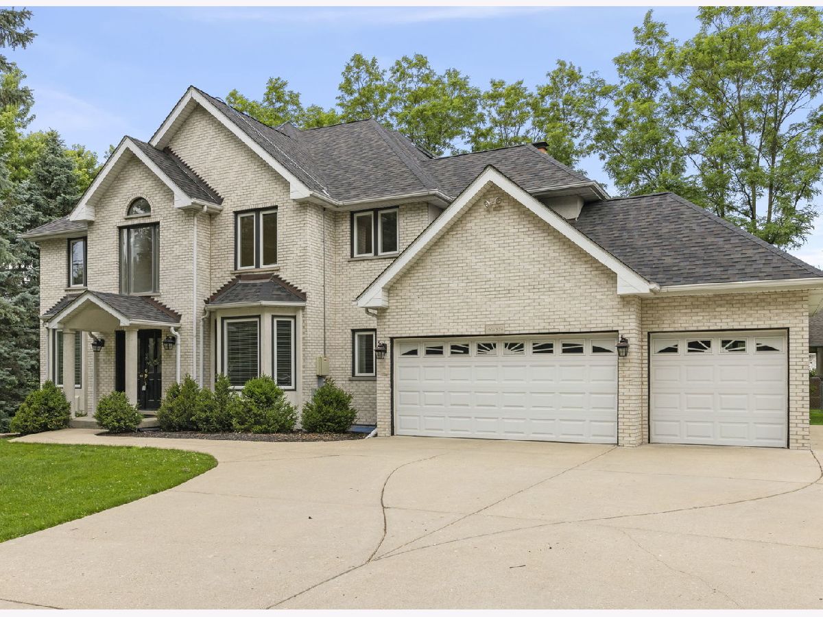 Homes For Sale Oak Hill Estates Burr Ridge Illinois, 16W374 94th Street