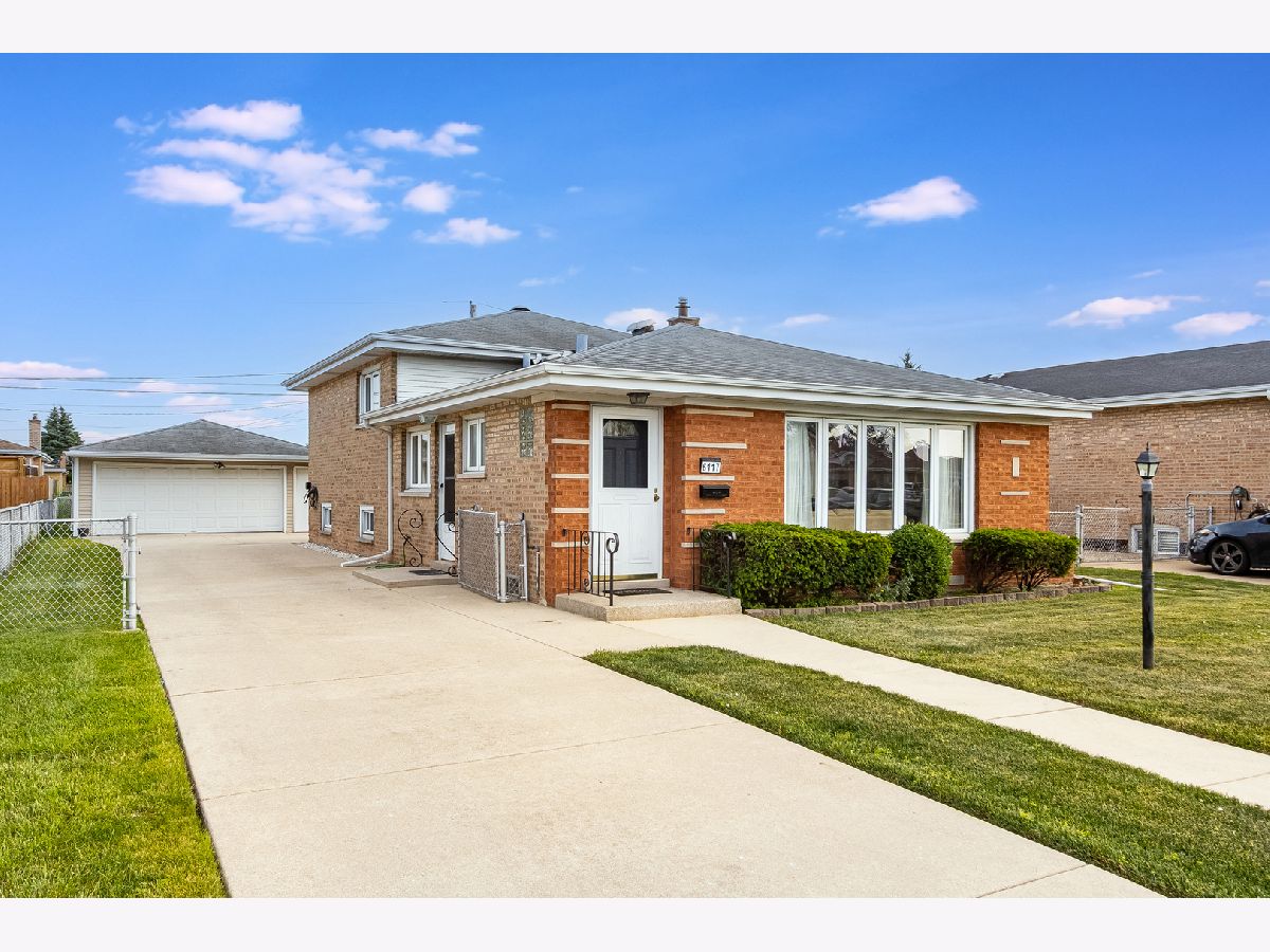  For Sale Burbank Illinois, 6117 80th Street