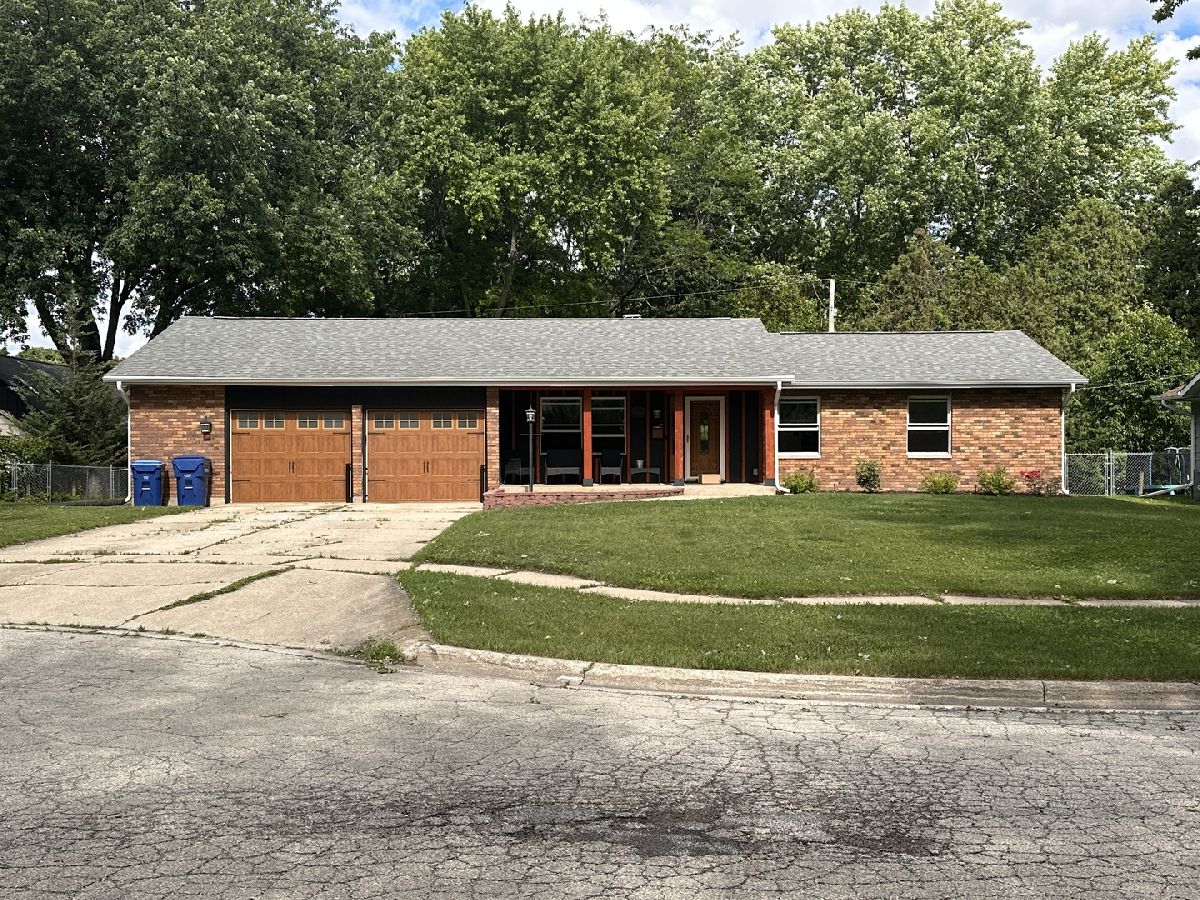  For Sale Dekalb Illinois, 114 Ebbesen Drive