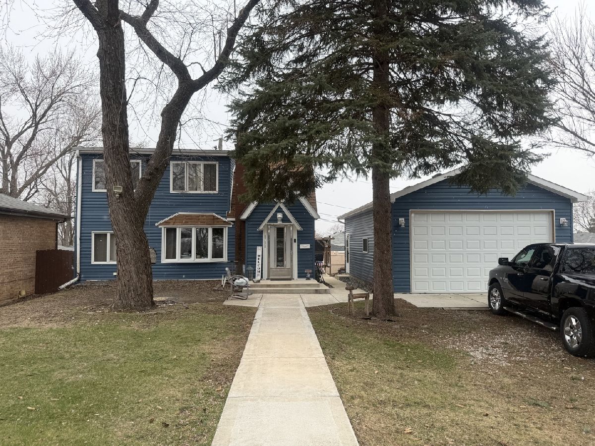  For Sale Evergreen Park Illinois, 8728 Rockwell Avenue