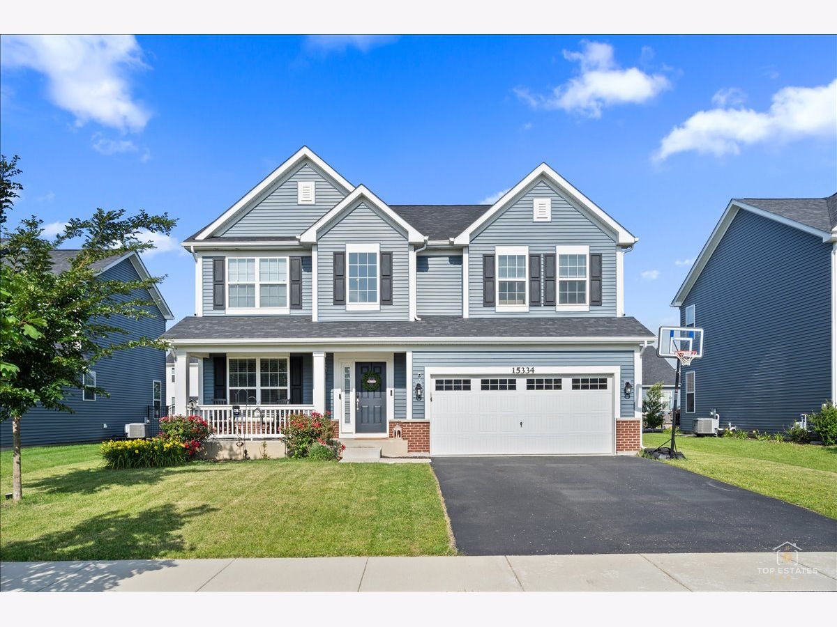 Homes For Sale Willow Run Plainfield Illinois, 15334 Sawgrass Circle