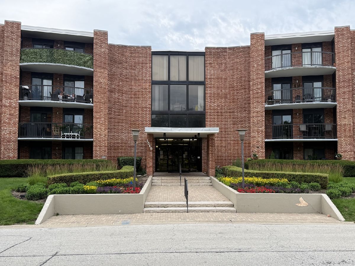 Condominiums For Sale Dana Point Arlington Heights Illinois, 1515 Central Road