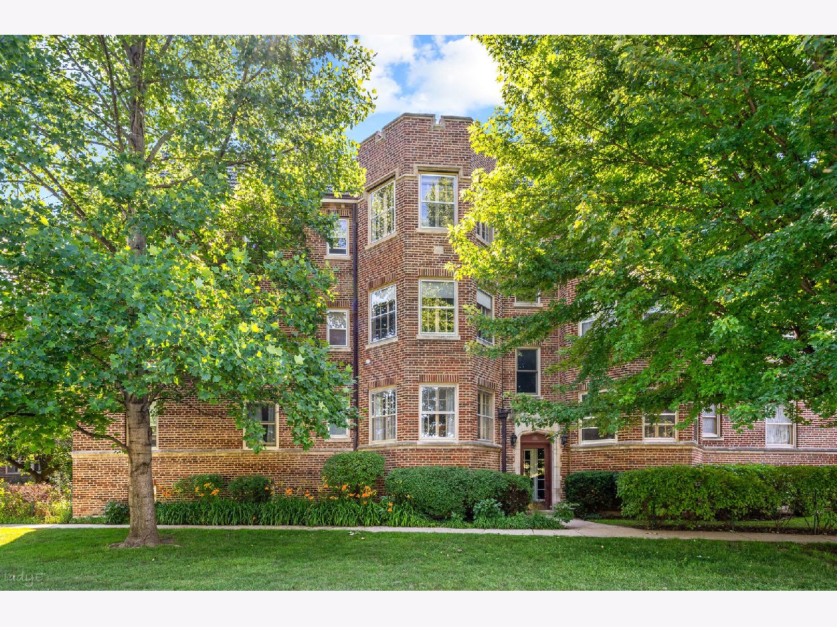  For Sale Evanston Illinois, 1218 Central Street