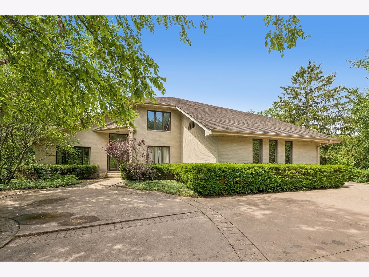  For Sale Libertyville Illinois, 1191 Hunters Lane
