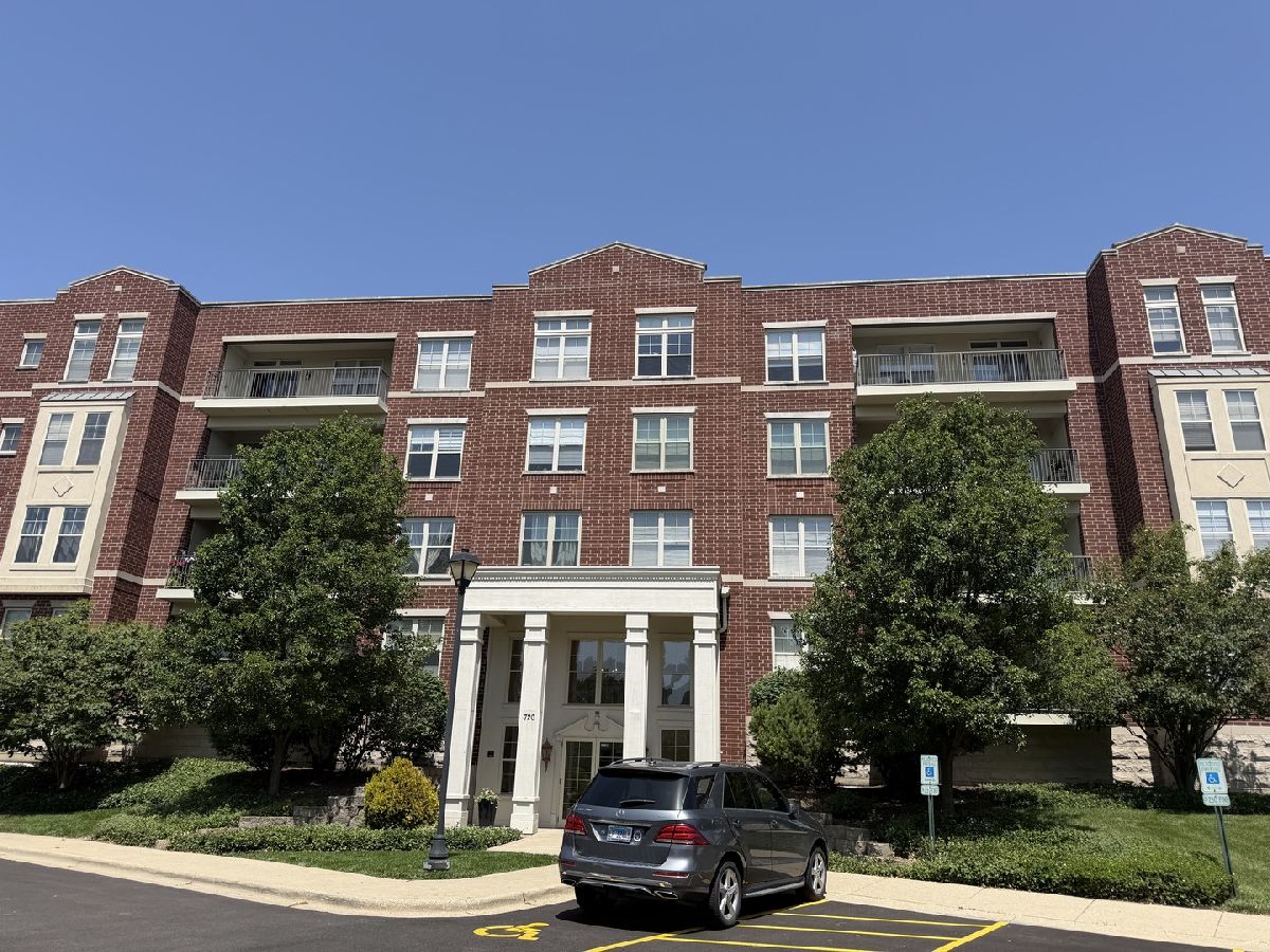  Rented Wheeling Illinois, 720 Prestwick