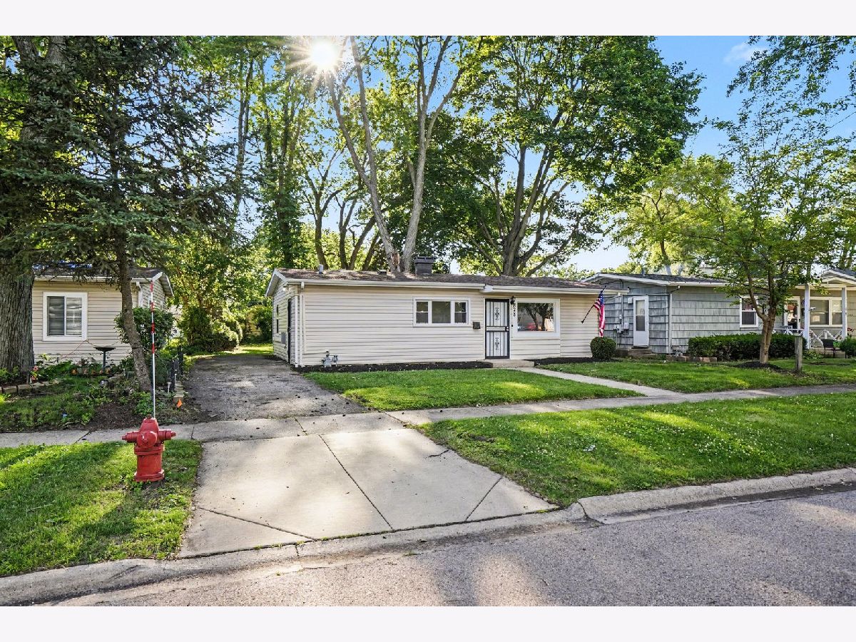 For Sale Aurora Illinois, 828 Taylor Avenue