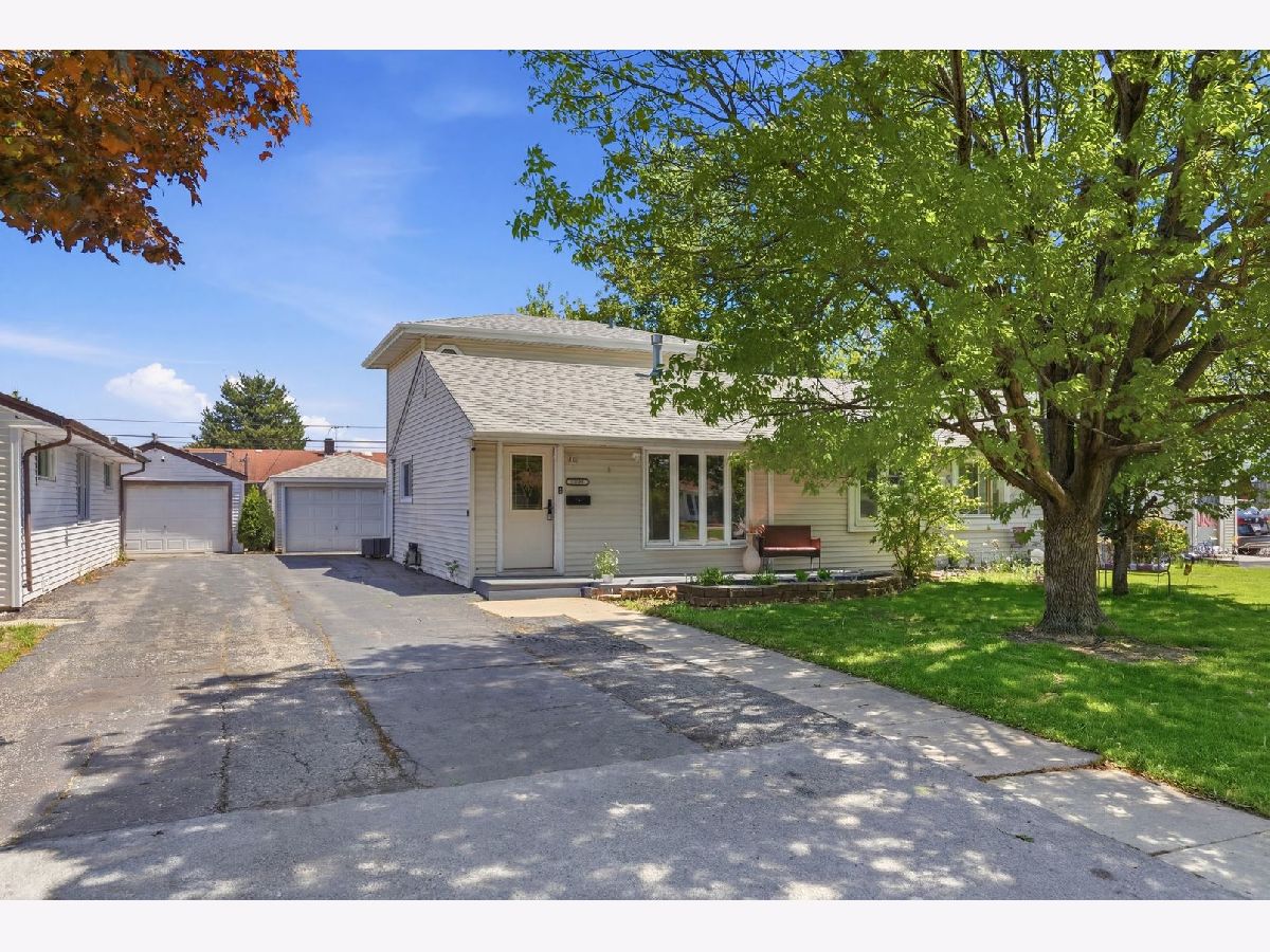  For Sale Hometown Illinois, 8753 Kostner Avenue