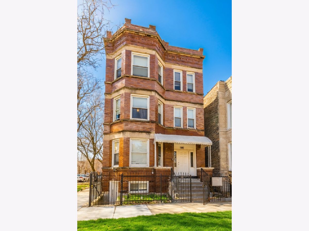 For Sale Chicago Illinois, 1301 Christiana Avenue