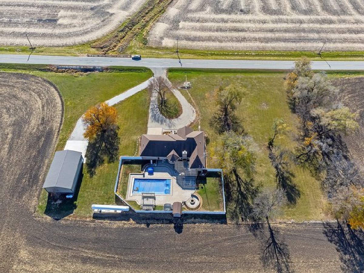  For Sale Blackstone Illinois, 10739 3200 North Road