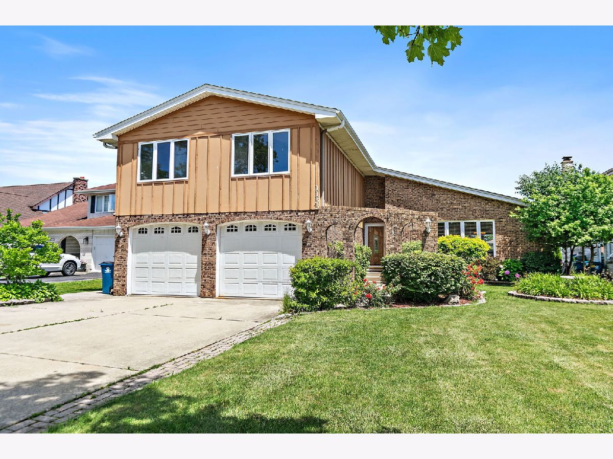 Homes & Condos & Townhomes For Sale Farmwood Estates Addison Illinois, 1133 Thatcher Lane