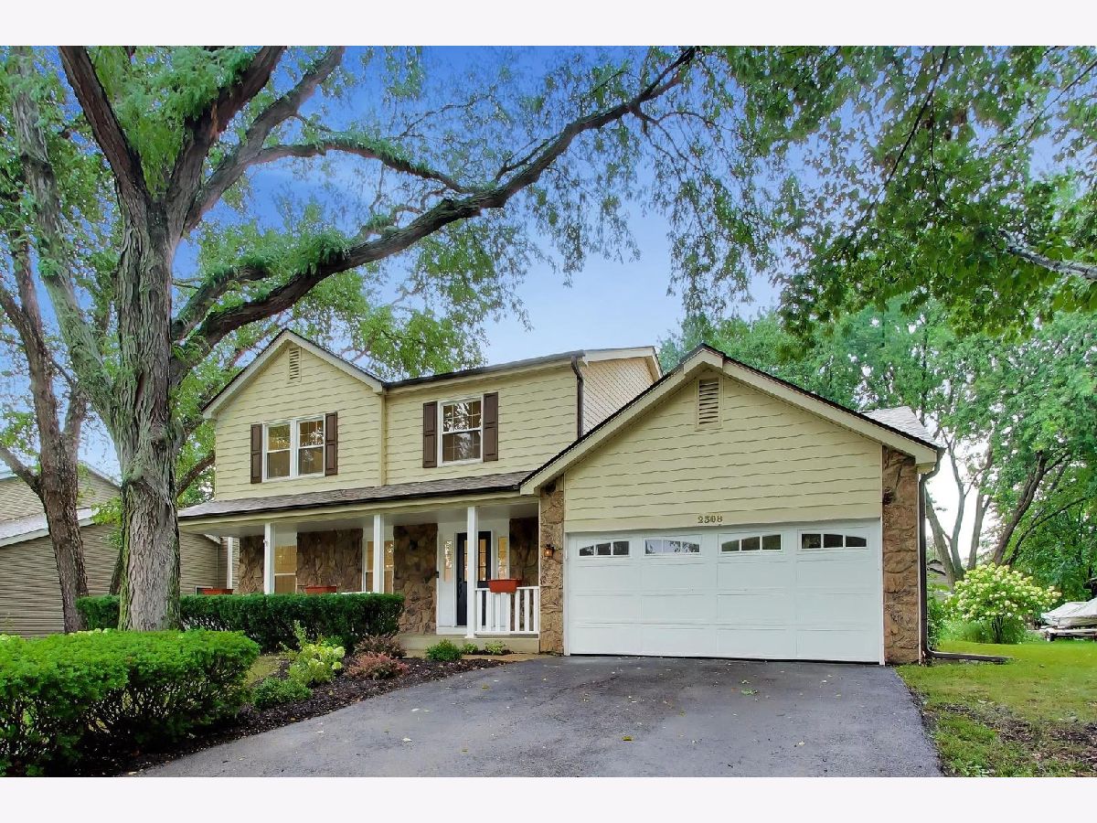 Homes & Condos & Townhomes For Sale Old Farm Naperville Illinois, 2308 Modaff Road