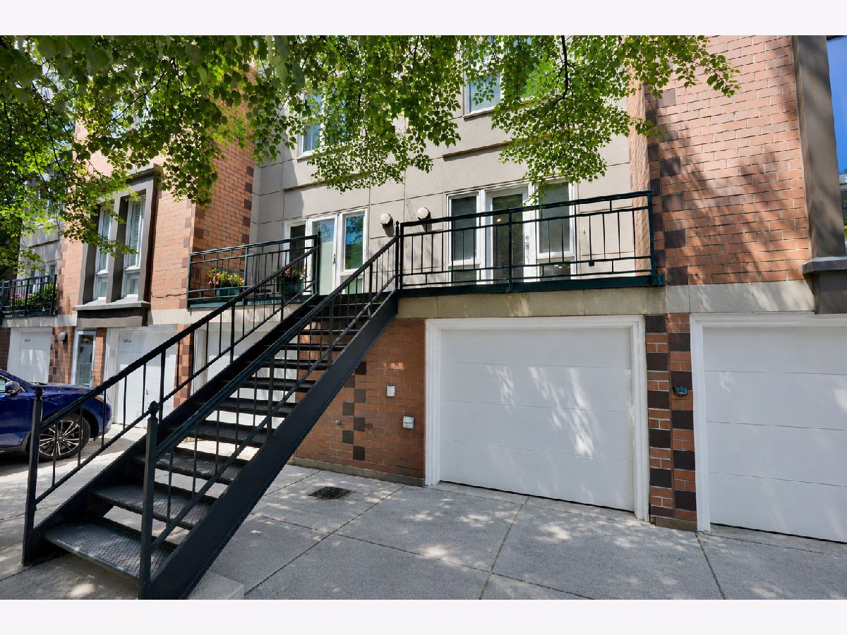  For Sale Chicago Illinois, 1441 Plymouth Avenue