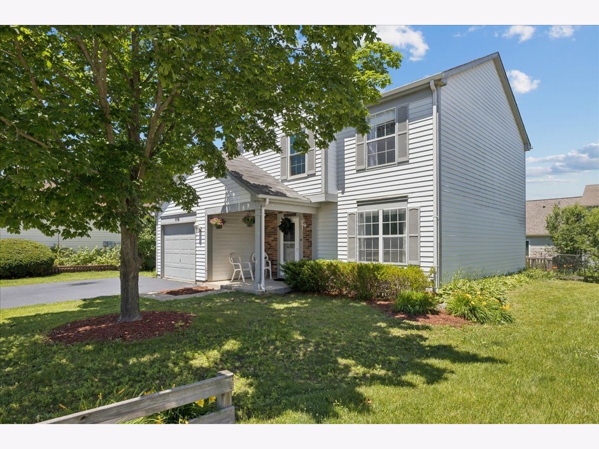 Homes & Townhomes For Sale Cambridge Country Mundelein Illinois, 1116 Burnham Court
