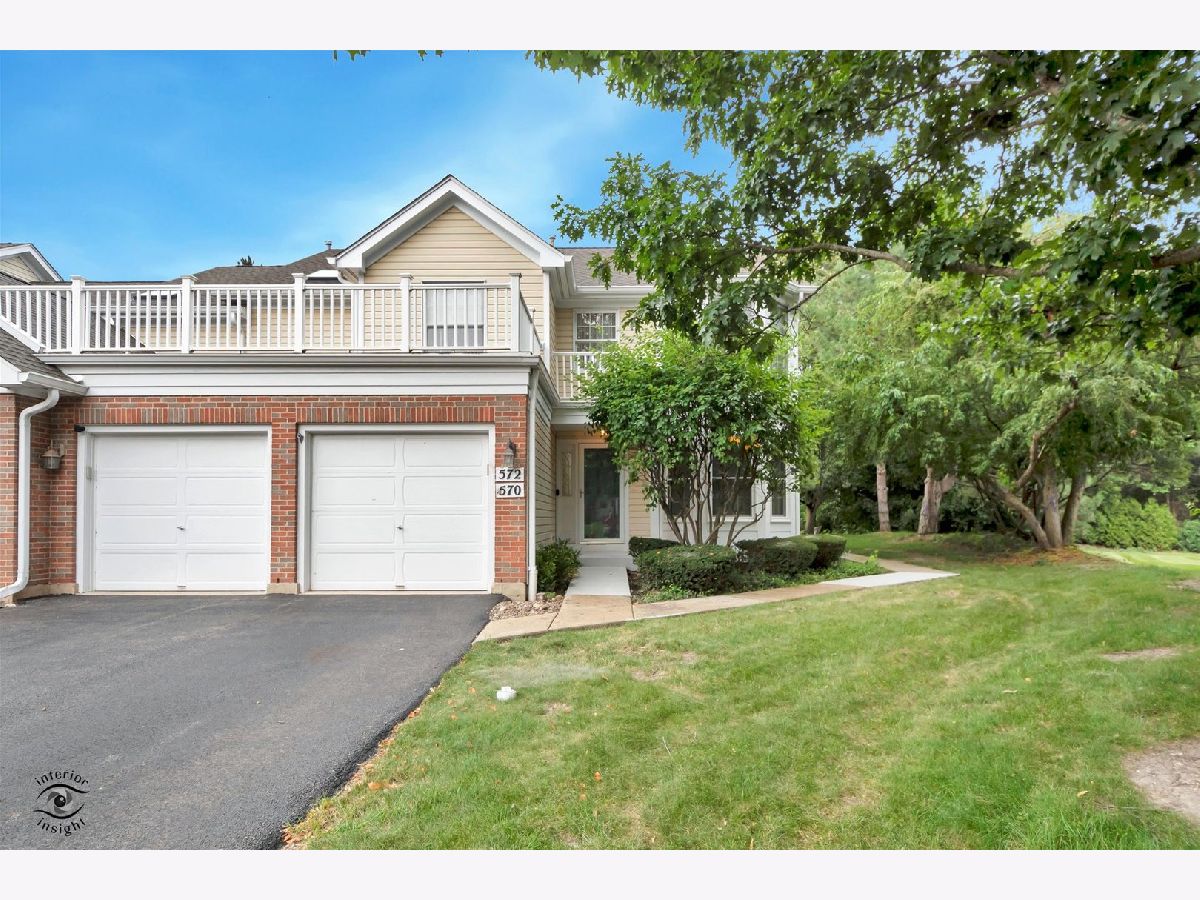 Condos & Townhomes & Homes For Sale Williamsburg Village Geneva Illinois, 572 Bradbury Lane