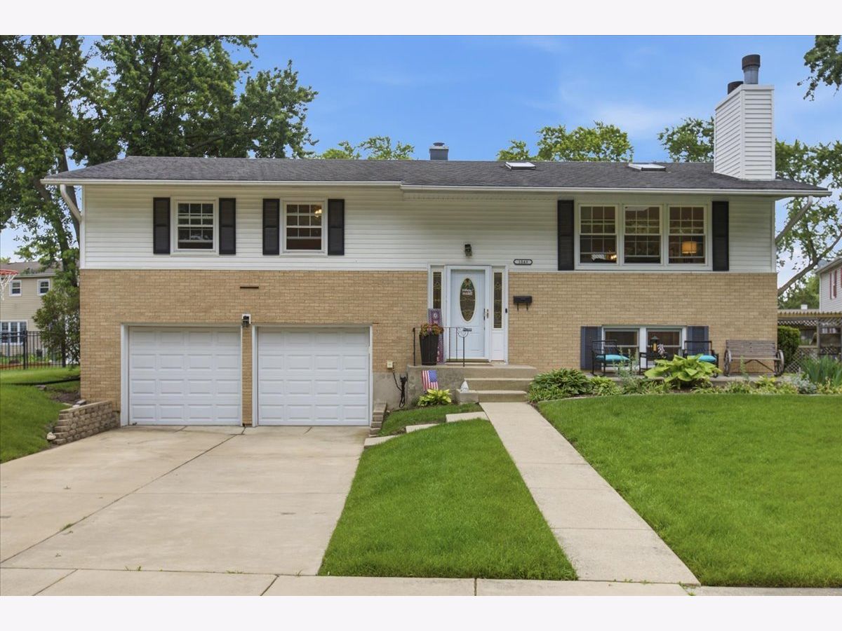 Homes For Sale Winston Park Palatine Illinois, 1049 Fosket Drive