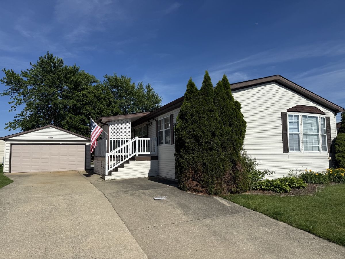 Subdivision For Sale Golf Vista Monee Illinois, 25751 Olympic Drive