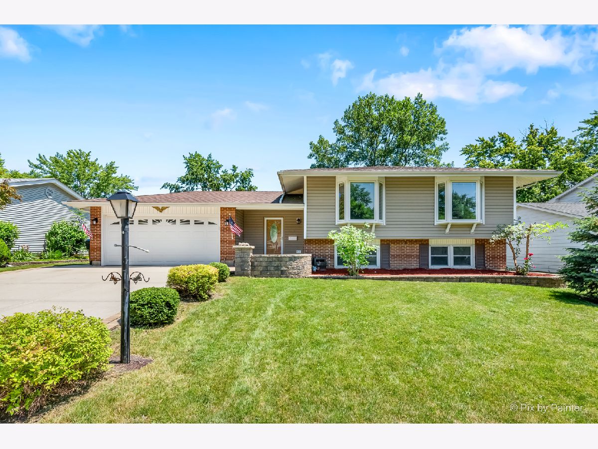  For Sale Hoffman Estates Illinois, 4145 Winston Drive