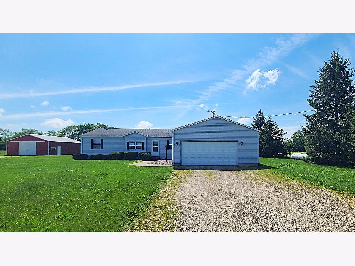  For Sale Lyndon Illinois, 9830 Yorktown Road