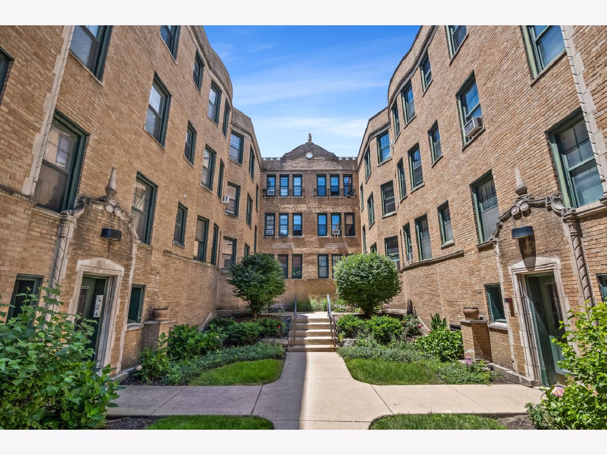  For Sale Evanston Illinois, 146 Clyde Avenue