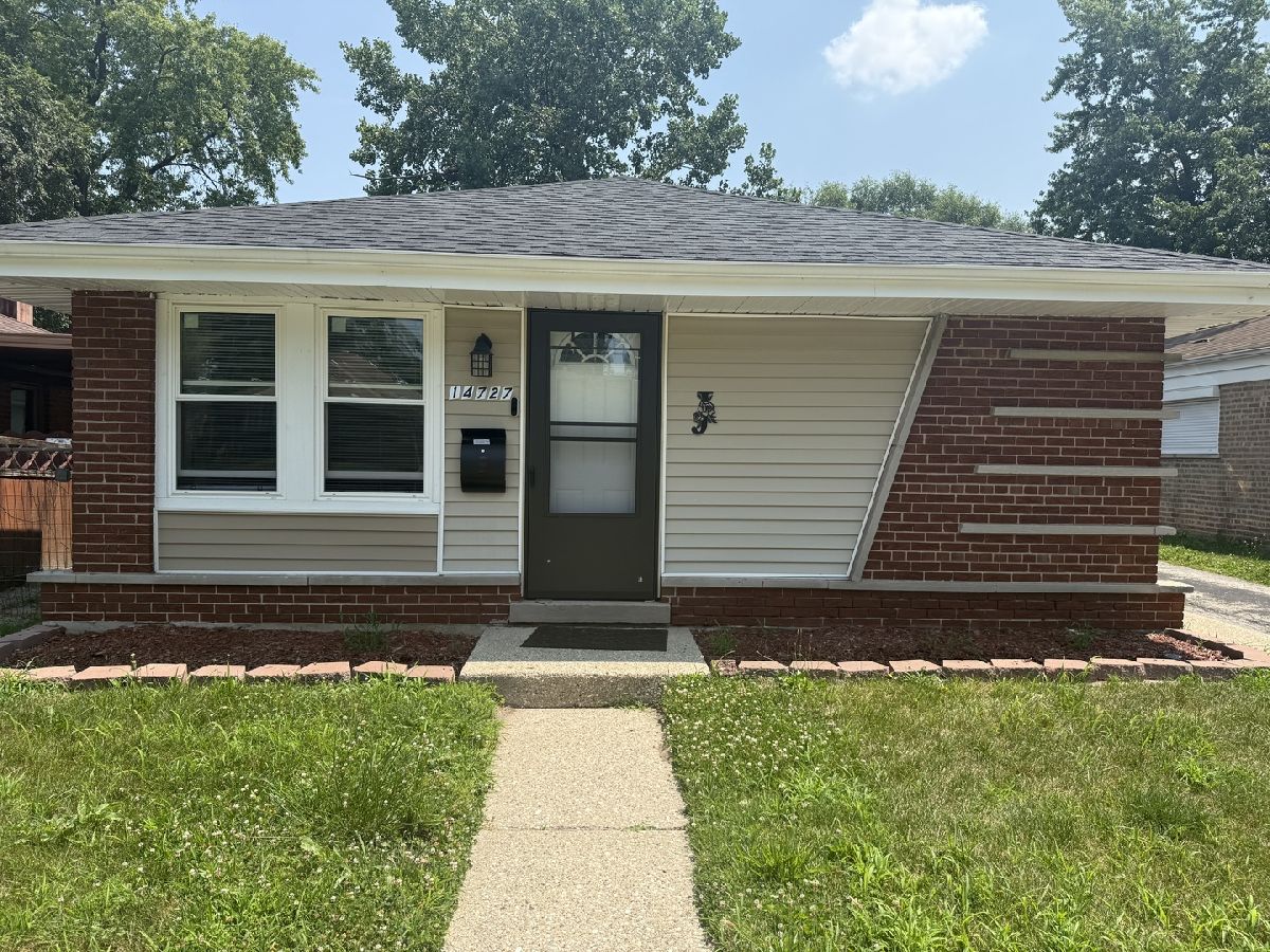  For Sale Dolton Illinois, 14727 Dorchester Avenue