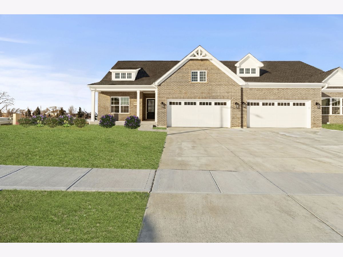 Condos & Townhomes For Sale Villas At Rolling Meadows Lemont Illinois, 16551 Kayla Drive