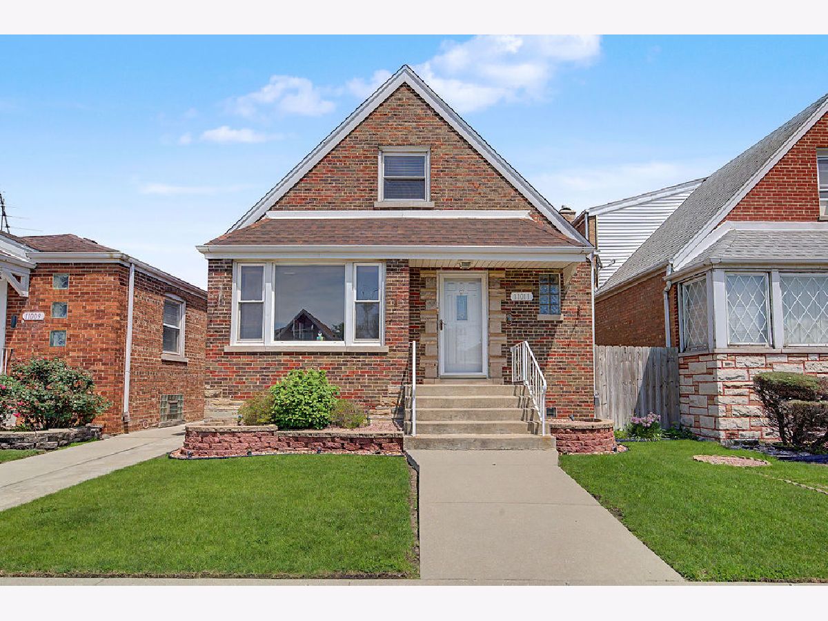  For Sale Chicago Illinois, 11011 Avenue L