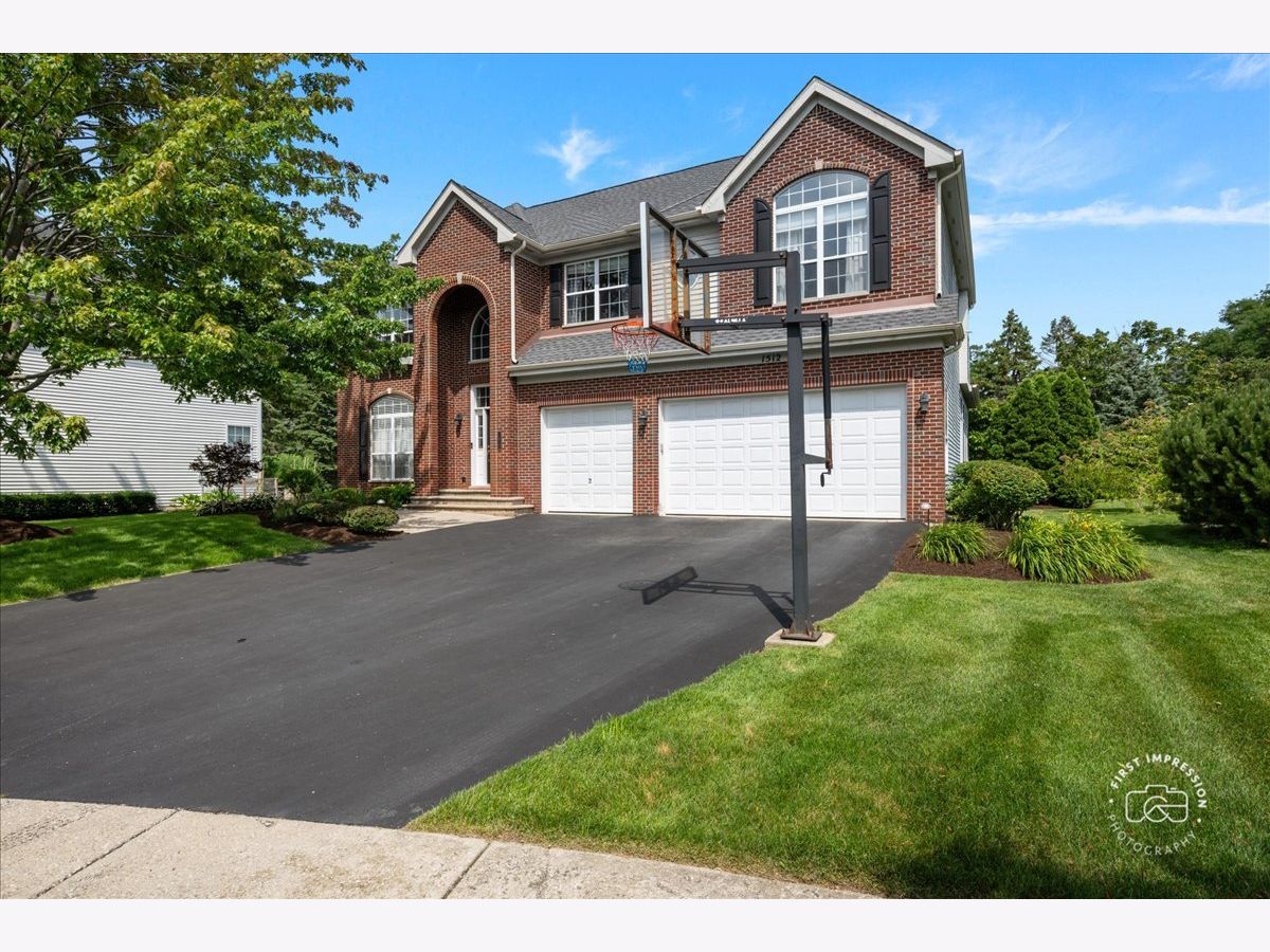 Homes For Sale Century Farms Naperville Illinois, 1512 Hammer Creek Court