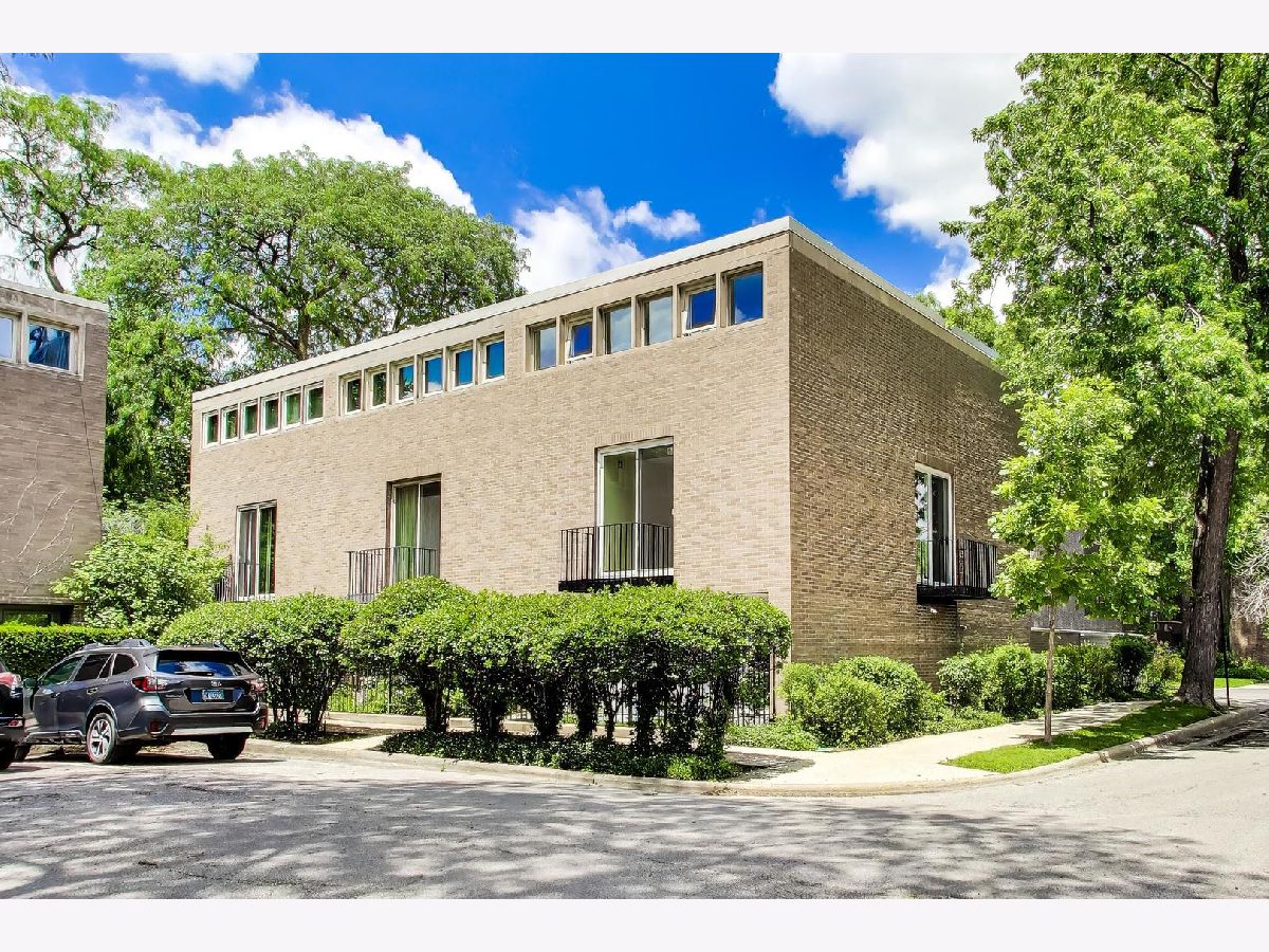  Rented Chicago Illinois, 5616 Harper