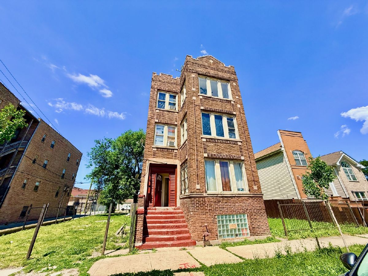  For Sale Chicago Illinois, 1140 Keeler Avenue