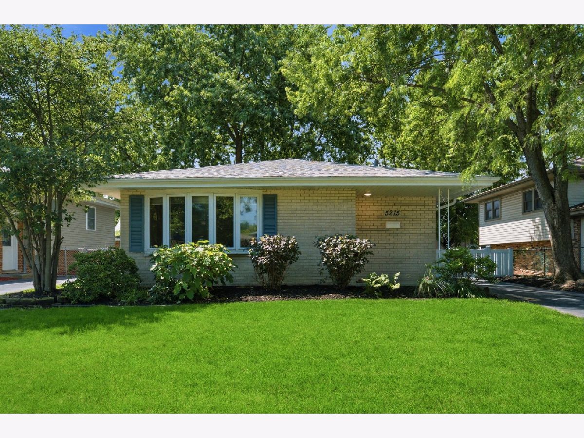  For Sale Crestwood Illinois, 5215 138th Place