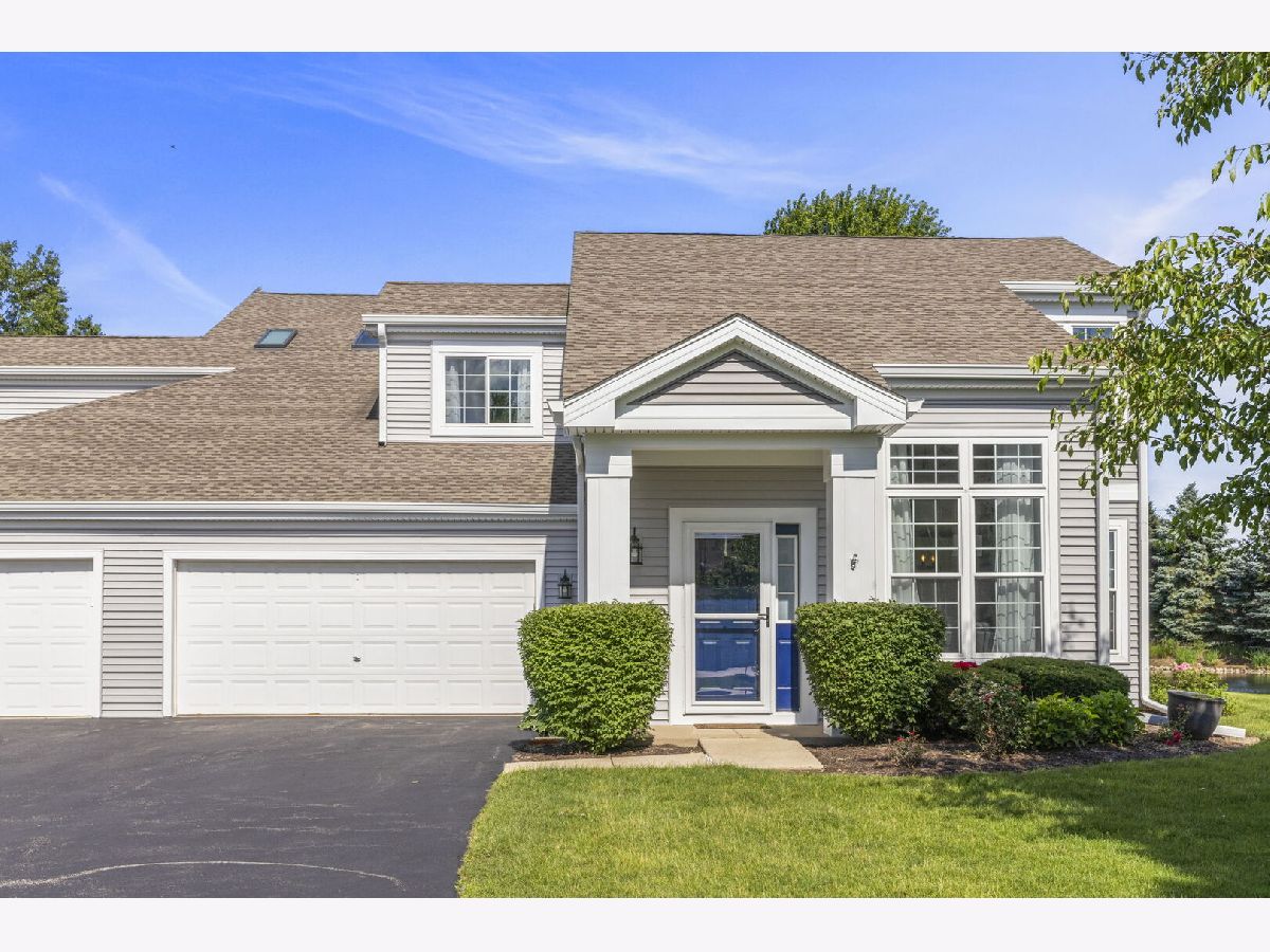  For Sale Oswego Illinois, 222 Grays Drive