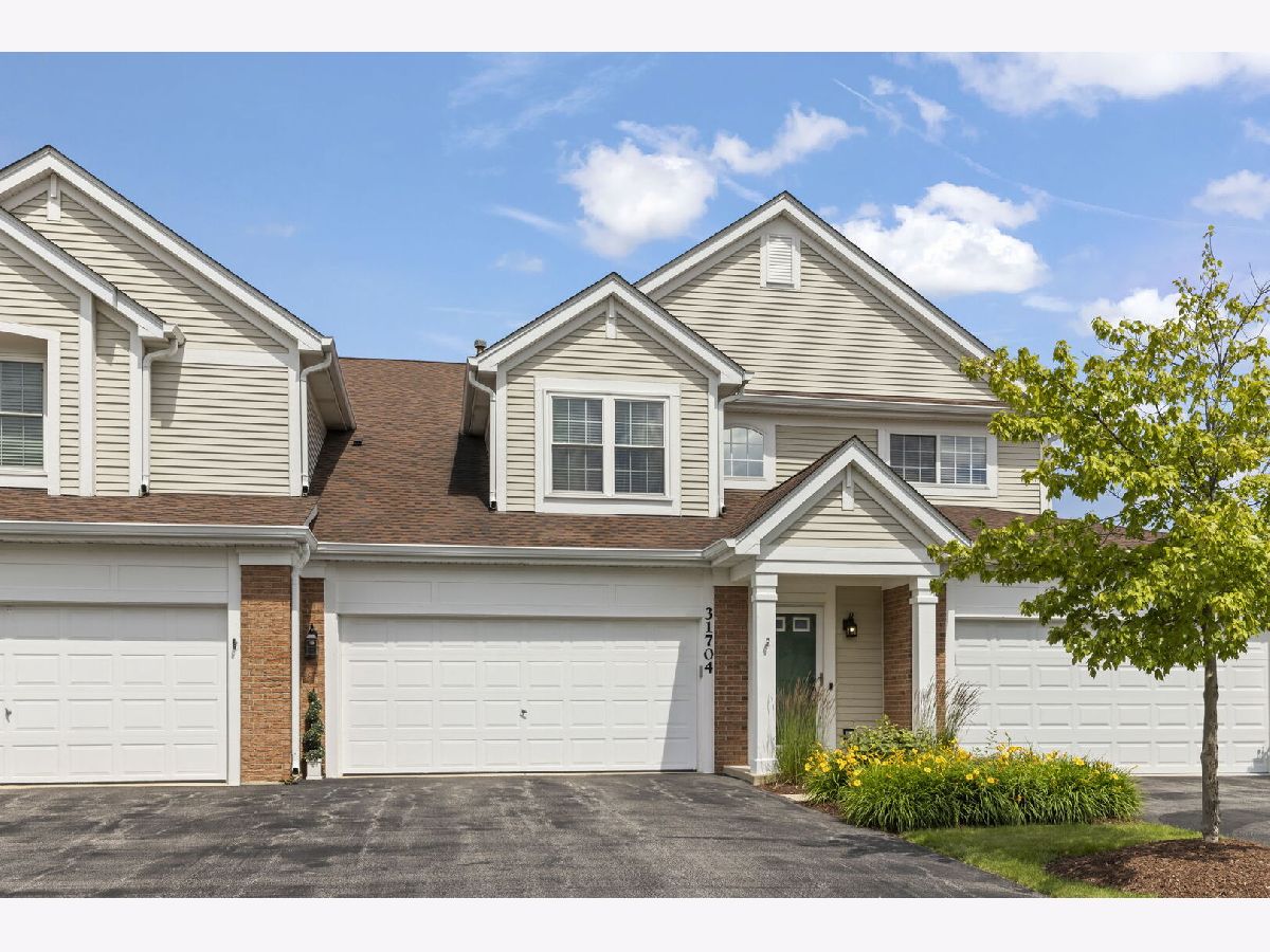  Sold Warrenville Illinois, 31704 Kline