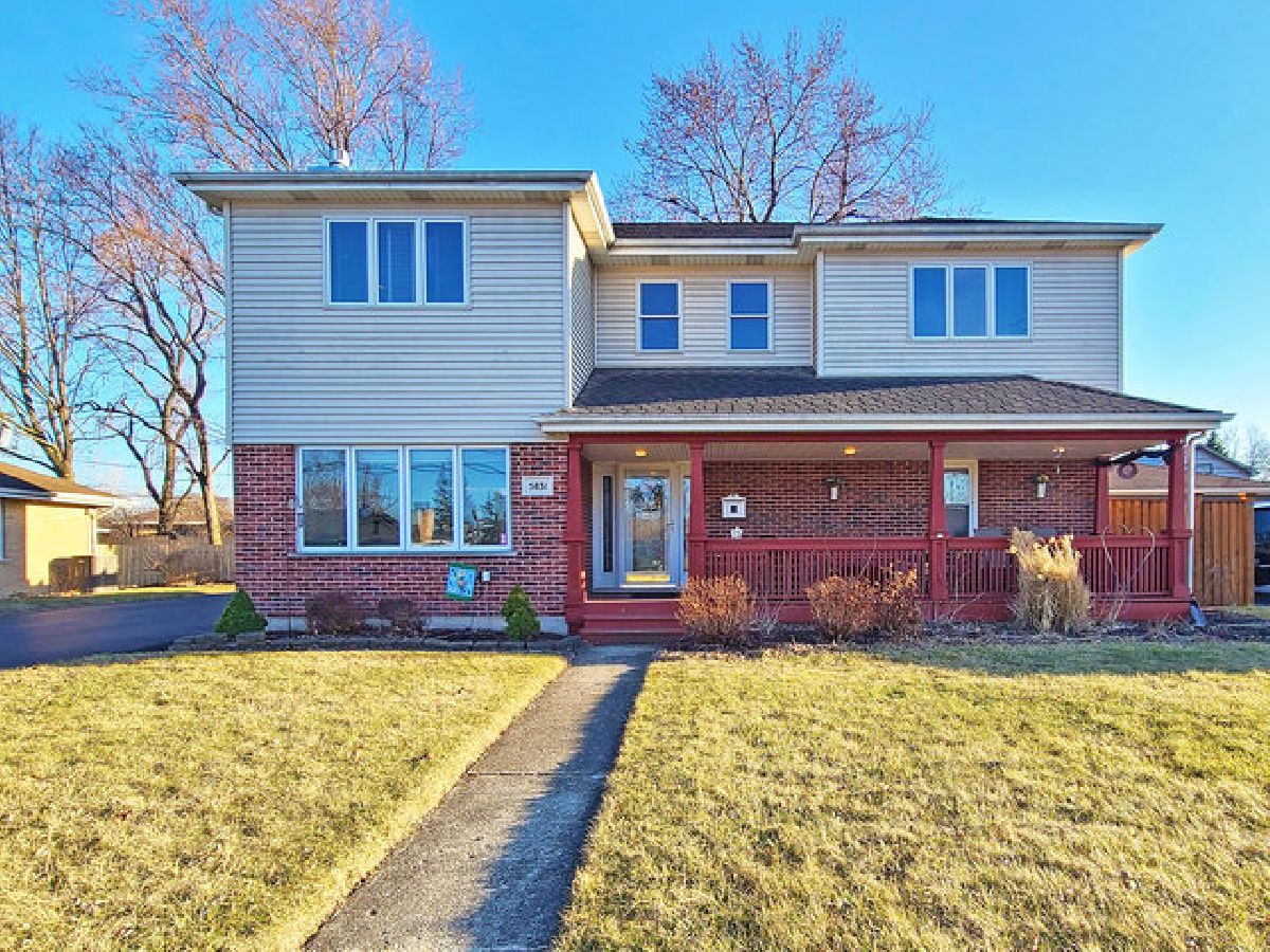  Rented Chicago Ridge Illinois, 5831 109th