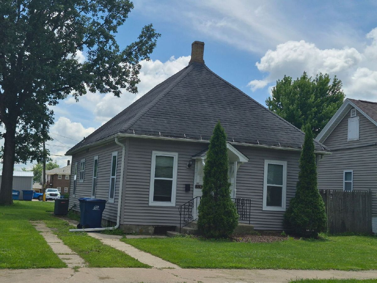  Rented Lasalle Illinois, 206 10th