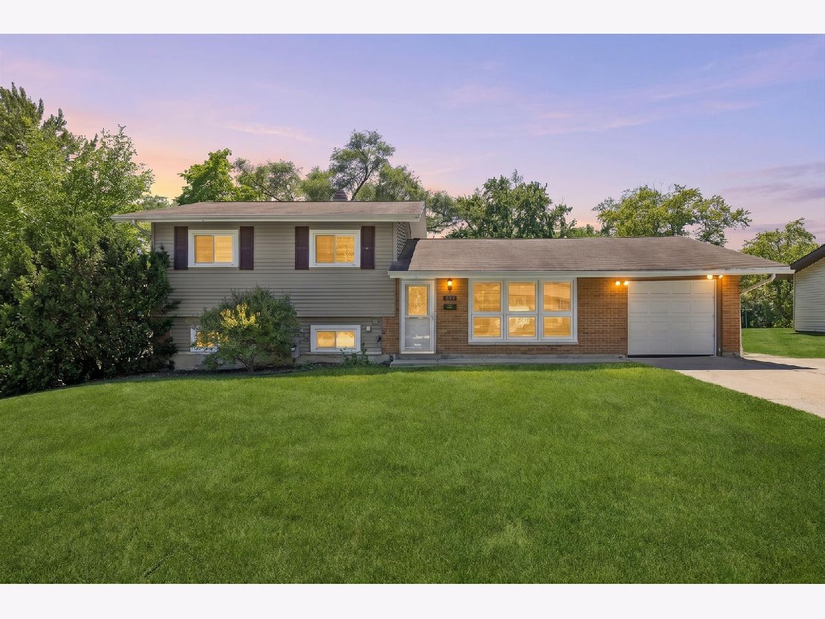  Sold Hoffman Estates Illinois, 1680 Highland