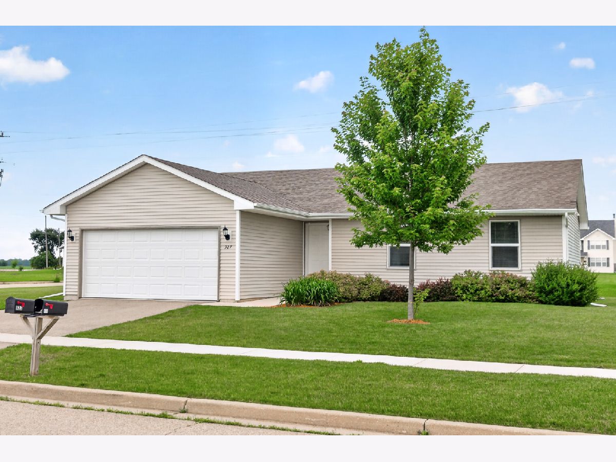  For Sale Belvidere Illinois, 927 Foley Road