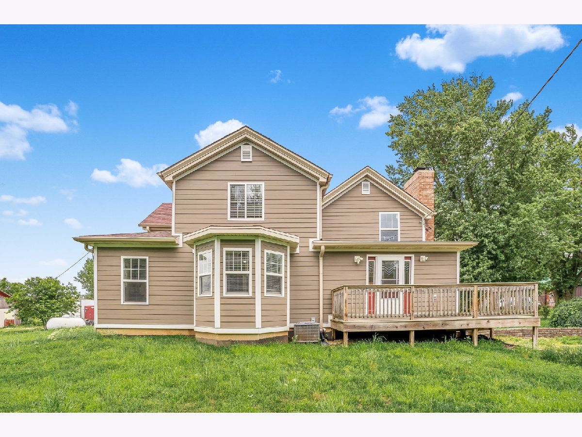  For Sale Chana Illinois, 117 Meridian Road