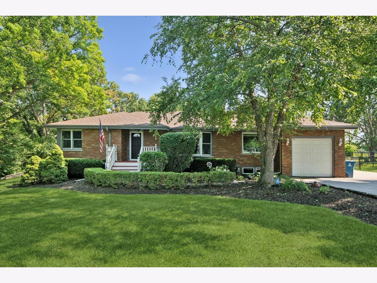 Homes For Sale Hillcrest Lemont Illinois, 1219 121st Street