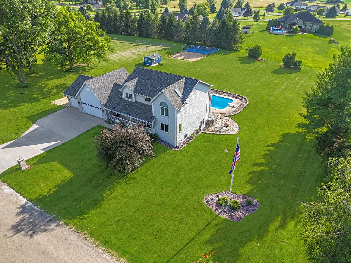  For Sale Freeport Illinois, 1954 Delmar Drive