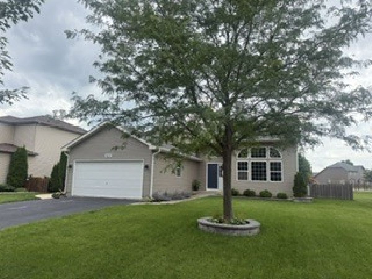 Homes Sold Fall Creek Joliet Illinois, 1409 Riverhaven
