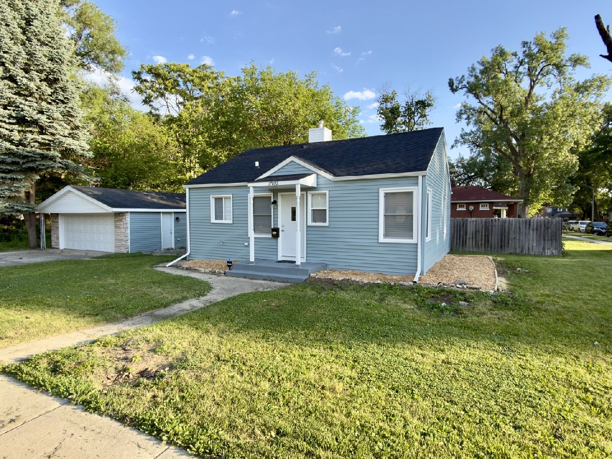  For Sale Hazel Crest Illinois, 17092 Jodave Avenue