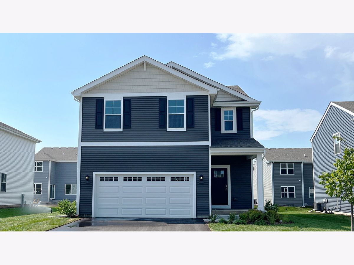 Homes & Condos & Townhomes For Sale Pike River Crossing Mt Pleasant Wisconsin, 7109 Oakmont Road