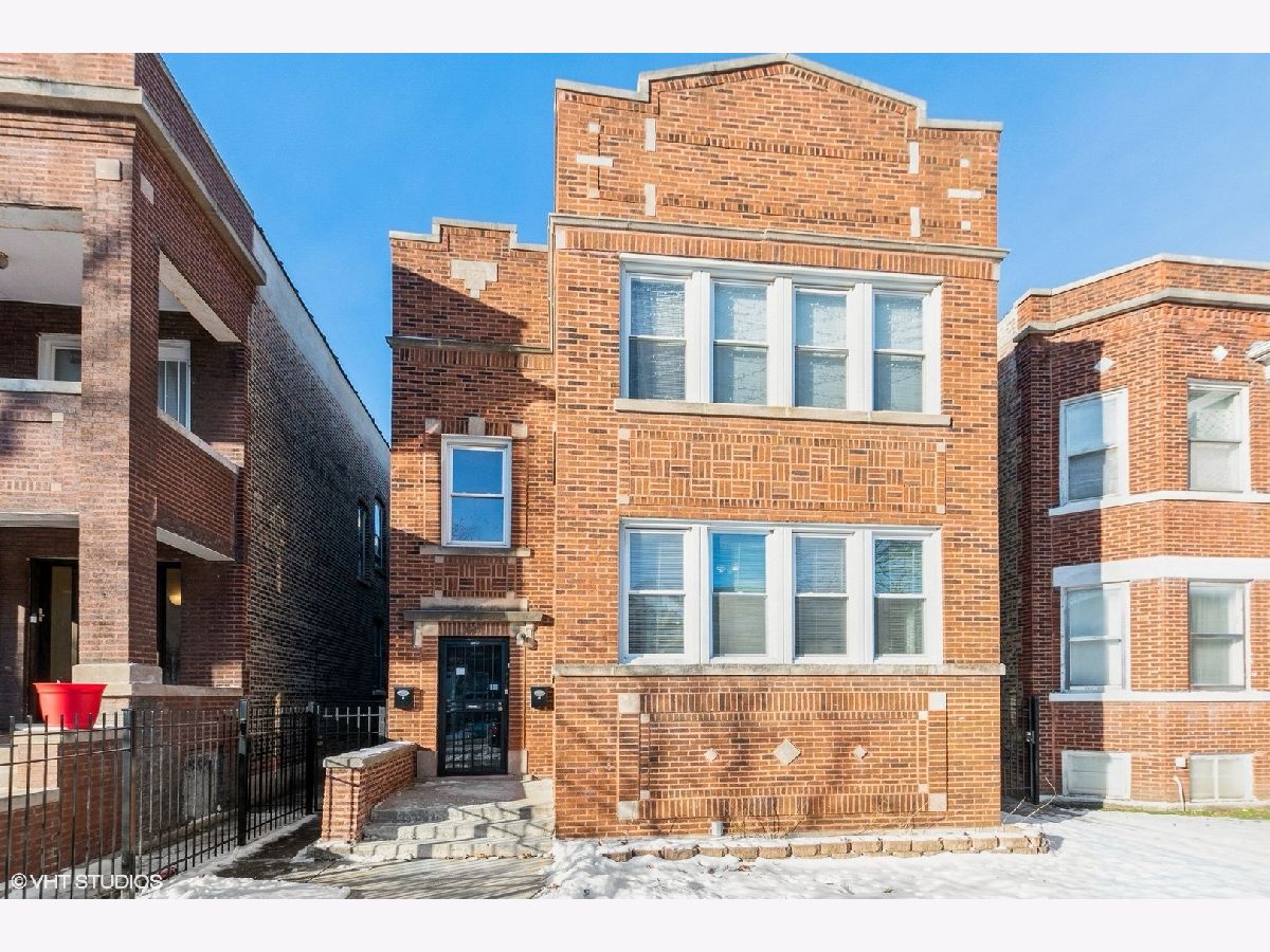  For Sale Chicago Illinois, 7544 Sangamon Street
