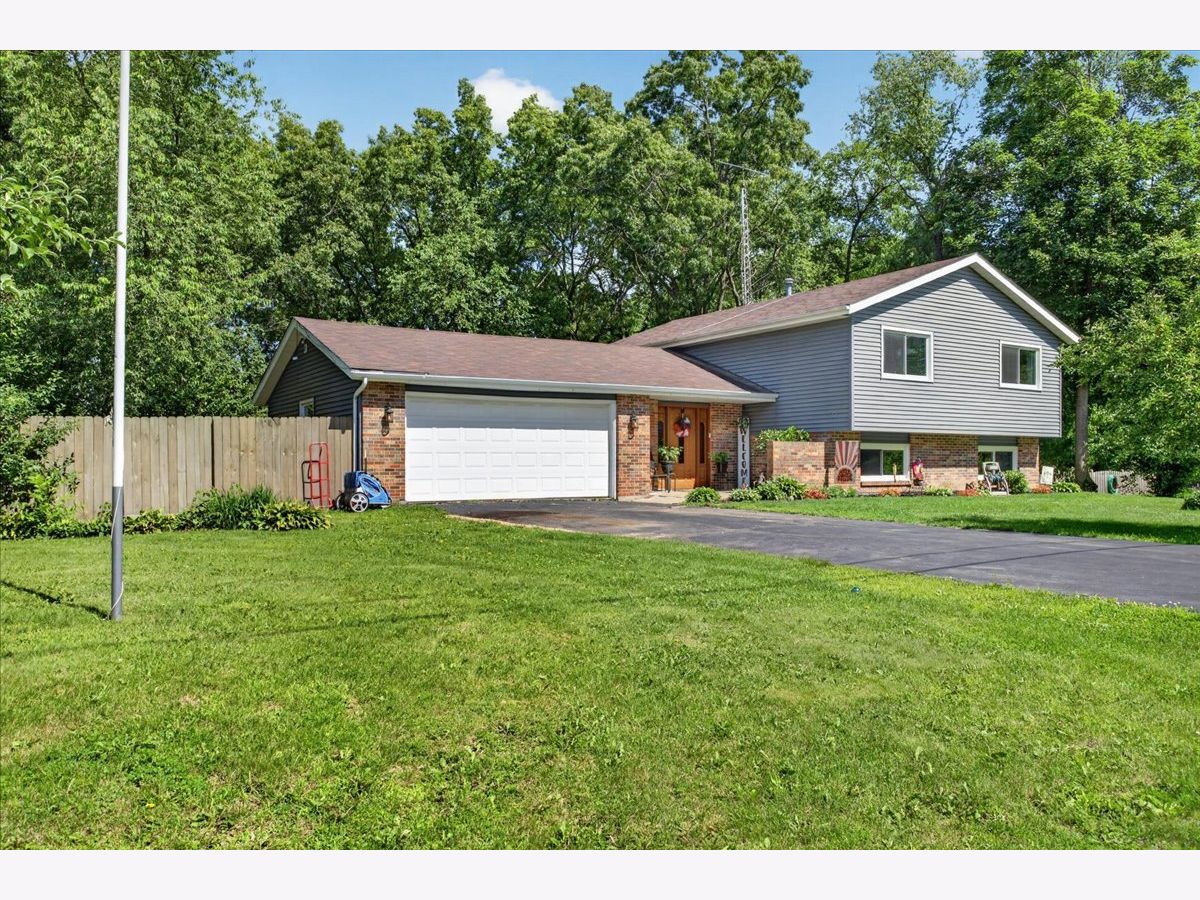  Sold Roscoe Illinois, 13837 Beaver