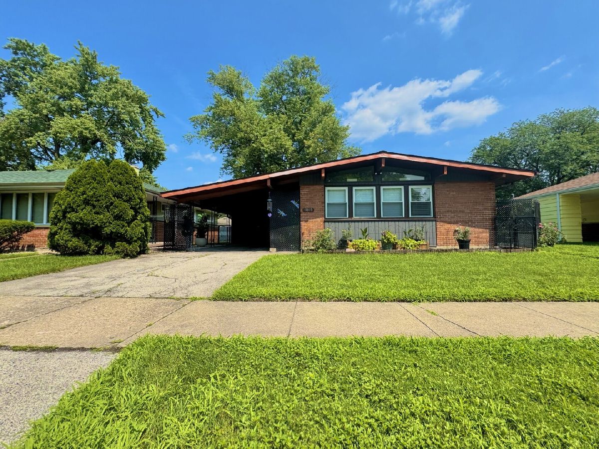  For Sale Dolton Illinois, 15307 Hastings Drive