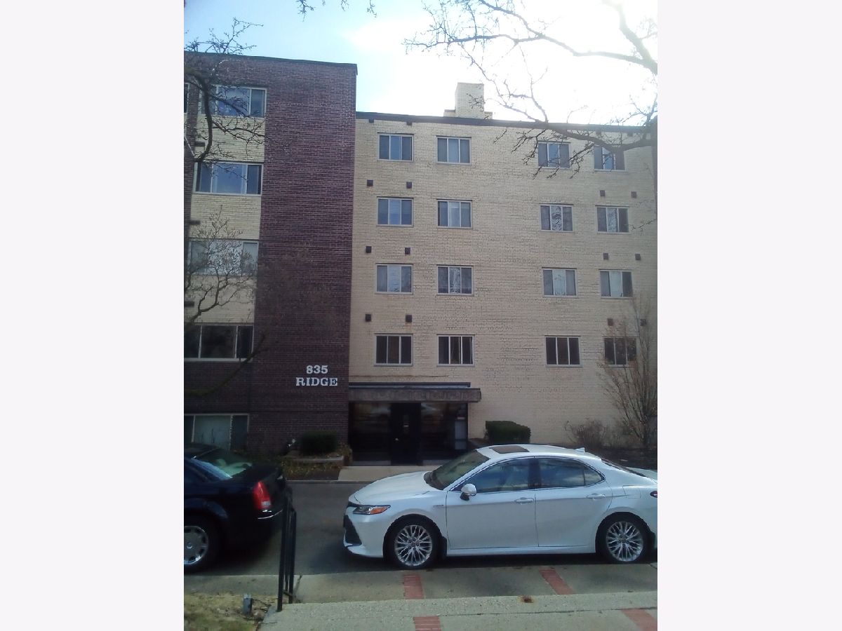  For Rent Evanston Illinois, 835 Ridge