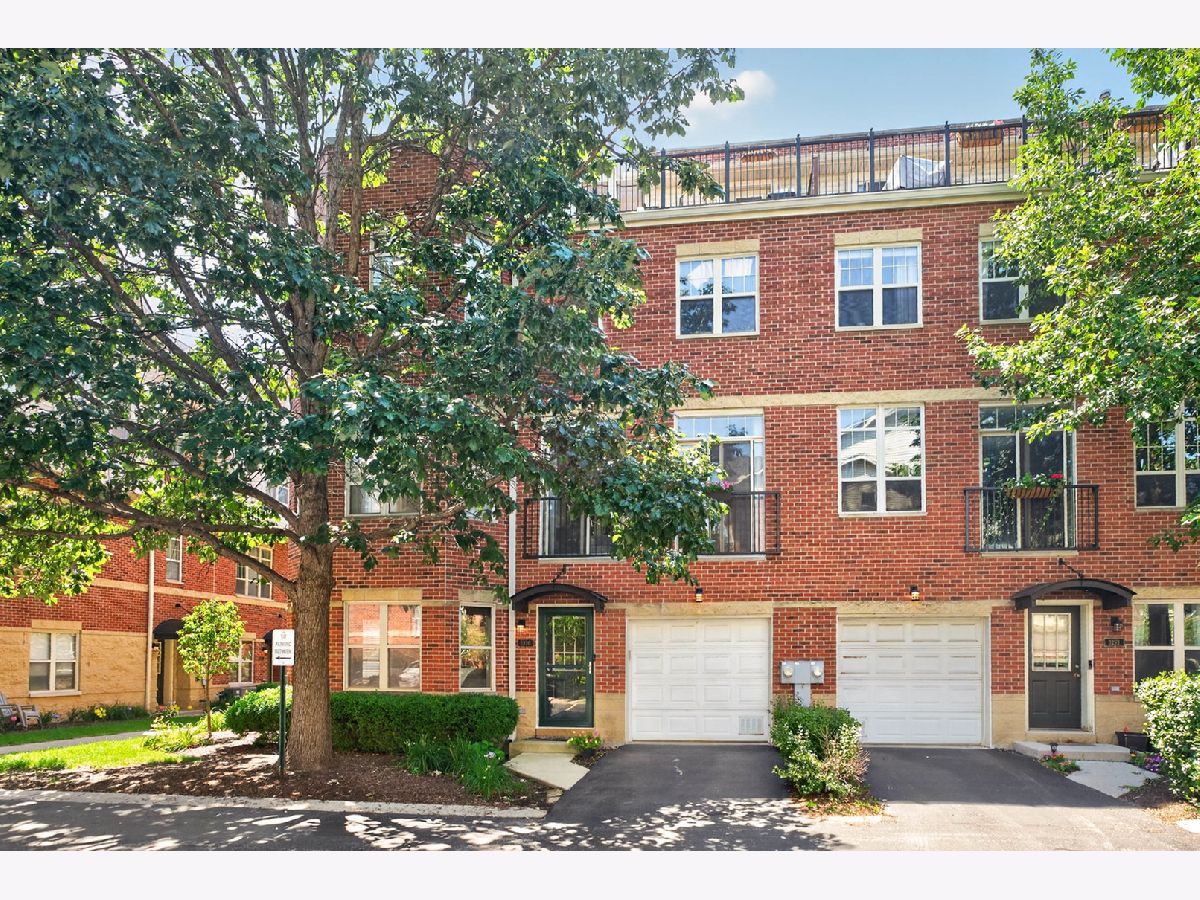  For Sale Chicago Illinois, 3250 Washtenaw Avenue