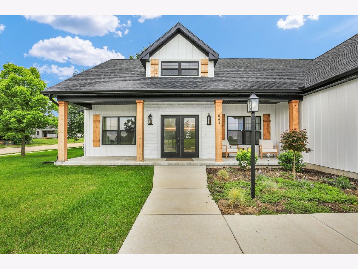 Homes & Condominiums For Sale Stone Creek Urbana Illinois, 1841 Stone Creek Boulevard