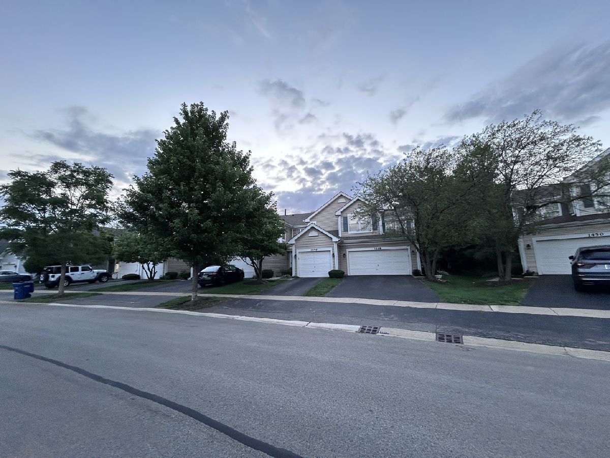  Sold St Charles Illinois, 1444 Walnut Hill